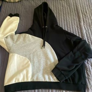 COPY - North Face Colorblock Cropped Hoodie